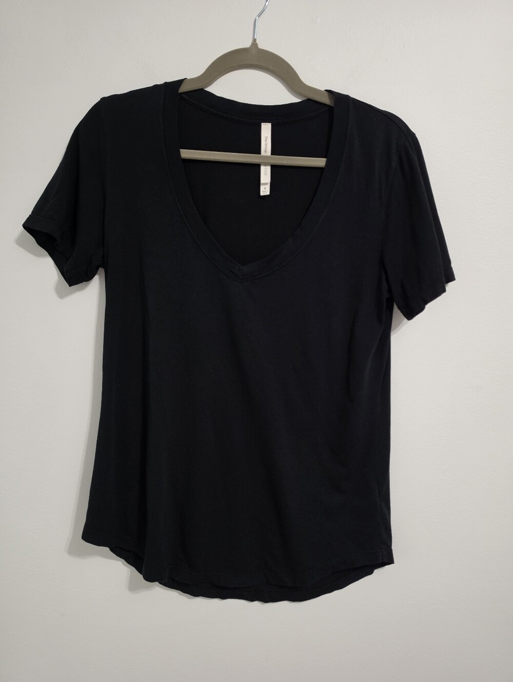 156. Babaton Oversized Black Tee